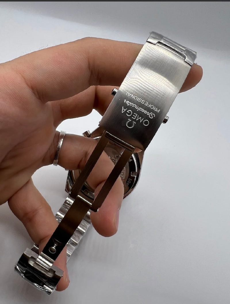 Omega Speedmaster Moonwatch